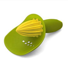 Load image into Gallery viewer, Manual Fruit Lemon Juicer Kitchenware, Green, Dark Grey