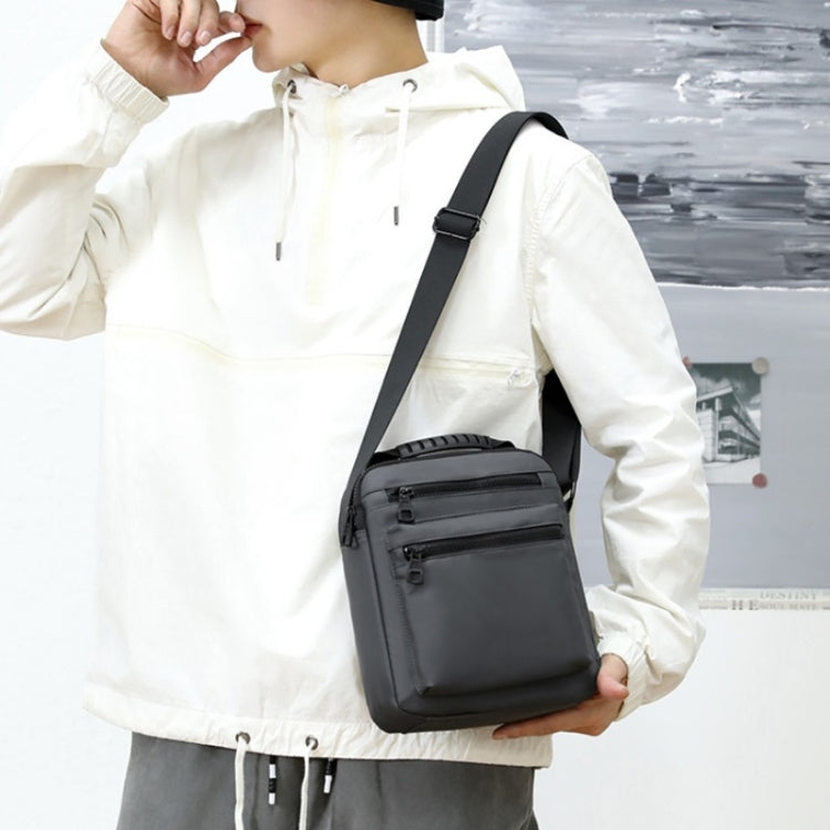 Men Casual Shoulder Bag Oxford Cloth Sports Crossbody Chest Bag