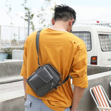 Load image into Gallery viewer, BUFF CAPTAIN 037 First-Layer Cowhide Messenger Bag Male Sports Soft Leather Shoulder Bag