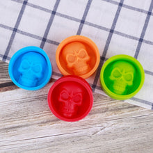 Load image into Gallery viewer, Kitchen Ice Box Food Grade Silicone Skull Ice Lattice Creative Whiskey Ice Ball Ice Mould, Cat Paw Shape(Red), Skull Shape(Blue), Skull ShapeGreen), Skull Shape(Orange)