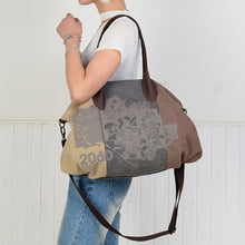 Load image into Gallery viewer, K1219 Large-Capacity Graffiti Canvas Bag Printing Single-Shoulder Messenger Bag, Red Wine, Blue, Light Brown