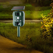 Load image into Gallery viewer, Ultrasonic Mouse Repeller Solar Outdoor Animal Repeller, Ultrasonic  Animal Repeller