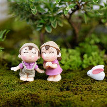 Load image into Gallery viewer, 4 PCS Boys and Girls Micro Landscape Ornaments Toy House Decorations, Random Style Delivery