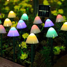 Load image into Gallery viewer, Solar Mushroom Lawn Light Outdoor Waterproof Garden Villa Landscape Decorative String Lights, 3.8m 10 LEDs, 5m 20 LEDs, 6.5m 30 LEDs