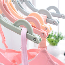 Load image into Gallery viewer, 3pcs Portable Travel Folding Hanger Multi-Function Plastic Drying Rack, 3pcs Pink, 3pcs Green, 3pcs Beige, 3pcs Blue
