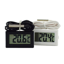 Load image into Gallery viewer, Fish Tank Digital Thermometer Waterproof Probe Electronic Measuring Thermometer, Line Length: 5m (Black), 1m (Black), 1m (White), 2m (Black), 2m (White), 5m (Black), 5m (White)