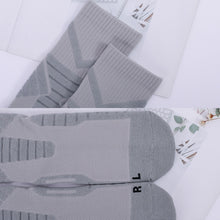 Load image into Gallery viewer, Men Basketball Socks Shock Absorption Mid-Tube Sports Socks