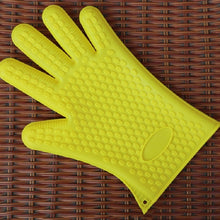 Load image into Gallery viewer, 2 PCS Silicone Insulation Baking Oven Microwave Dish Clip Gloves, Blue, Green, Yellow, Pink, Purple, Orange