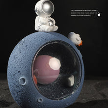 Load image into Gallery viewer, W1153 Resin Planet Night Light Home Decorations, Style:, Silver Star, Bear Astronaut
