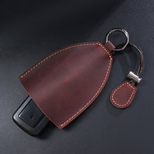 Load image into Gallery viewer, 18Y-009 Vintage Handmade Leather Car Pull-Out Key Case, Plant Tanned Leather, Oil Wax Skin Olive Green, Oil Wax Skin Blue, Oil Wax Skin Tea, Oil Wax Skin Camel