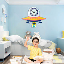 Load image into Gallery viewer, Cartoon Shake Wall Clock