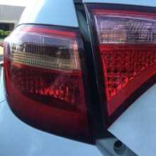 Load image into Gallery viewer, Sikeo Car Tail Light Repair Patch DIY Quick Patch Tool Package, Tail Light Repair Patch
