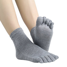 Load image into Gallery viewer, Knitted Comfort Five-Toed Socks Men Split Toe Socks