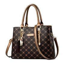 Load image into Gallery viewer, 422 Large Capacity Printing Handbag, Deep Coffee Deep Coffee Print, Bronze Deep Coffee Print, Dark Red Deep Coffee Print, Bronze Rice White Print, Rice White Rice White Print