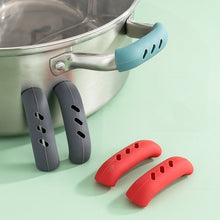Load image into Gallery viewer, 1 Pair Silicone Pot Handle Insulation Cover Iron Pot Handle Cover, Light Green, Simple Gray, Red