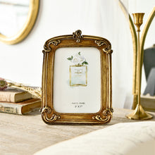Load image into Gallery viewer, Retro Imitation Wood Home Decor Photo Frames, Spec:, Square-6 inches, Square-7 inches, Arched-6 inches, Arched-7 inches, Oval-6 inches, Oval-7 inches, Bow Round Box, A Model, B Model, C Model, D Model