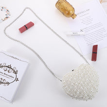 Load image into Gallery viewer, Pearl Evening Bag Ladies Heart Shaped Clutch Single Chain Crossbody Bag, Crossbody Bag