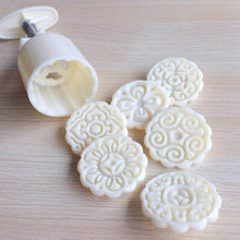 Load image into Gallery viewer, 2 PCS Moon Festival Round Hand-Pressed Pastry Mold Baking Tools, Model:, 10, 24, 25, 26, 28, 29, 30, 31, 33, 35, 36, 37, 41, 42, 21