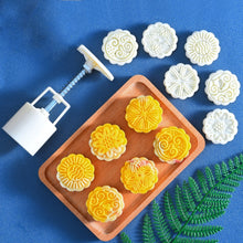 Load image into Gallery viewer, 2 PCS Moon Festival Round Hand-Pressed Pastry Mold Baking Tools, Model:, 10, 24, 25, 26, 28, 29, 30, 31, 33, 35, 36, 37, 41, 42, 21