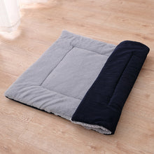 Load image into Gallery viewer, Double Sided Pet Mat Four Seasons Warm Dog Blanket,Size:, S, M, L