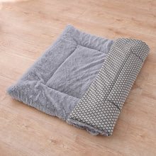 Load image into Gallery viewer, Double Sided Pet Mat Four Seasons Warm Dog Blanket,Size:, S, M, L