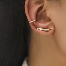 Load image into Gallery viewer, Simple Small Drilling Lug Clip Geometric Zircon Earrings, DZ-523, DZ-522, DZ-521, DZ-520, DZ-519, DZ-518, DZ-517, DZ-516, DZ-515, DZ-514, DZ-513, DZ-512, DZ-510, DZ-509