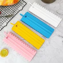 Load image into Gallery viewer, 4 PCS / Set Plastic Cream Scraper PP Double Side Sawtooth Baked Cake Flattener, 4 PCS / Set Sky Blue, 4 PCS / Set Pink, 4 PCS / Set White, 4 PCS / Set Yellow