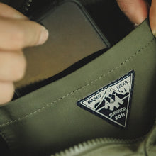 Load image into Gallery viewer, Maden TSS2201030 Multi Pocket Single Shoulder Messenger Crossing Bag, TSS2201030 Army Green, TSS2201030 Carbon Black