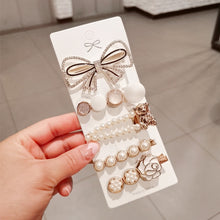 Load image into Gallery viewer, Star Sea Pearl Rhinestone Hair Clip Teenage Girls Headdress