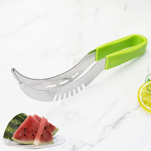 Load image into Gallery viewer, YG-WS03 Stainless Steel Watermelon Clip Easy Access Integrated Plastic Handle Cantaloupe Cut Fruit Cutting Device, Watermelon Clip