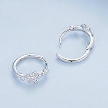 Load image into Gallery viewer, Sterling Silver S925 Small Flower Vine Plated Platinum Zircon Earrings, BSE767