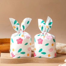 Load image into Gallery viewer, 1bag Candy Packaging Bags Baking Biscuit Gift Bags, Fresh Flower, Colorful Abstract Strip, Green White Cat, Red Fried Egg, Year Rabbit, Little Rabbit and Bear, White Christmas Boy Girl, White Rainy Animal, Green Scarf Bear, Space Rabbit, Red Snow Carni...