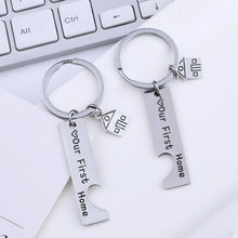 Load image into Gallery viewer, Stainless Steel Titanium Steel Keychain House Pendant, House Keychain