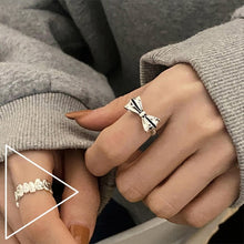 Load image into Gallery viewer, S925 Sterling Silver Vintage Ring Chain Jewelry, J238, J1322, J1493, J3347, J3337, J3085, J3153, J3279, J1771, J1872, J2428, J2429, J1809, J2788, J2651, J2657, J2139, J1997, J2154, J2283, J2285, J1739, J1710, J1716, J1733, J1034, J775, J2665, J2666, J2...