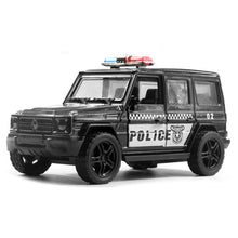 Load image into Gallery viewer, 1:36 Off-road Police Car Ambulance Model Boy Car Toy With Sound and Light
