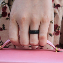 Load image into Gallery viewer, SH100 5.7mm Wide Silicone Ring Glitter Couple Ring, No.8, No.9, No.10