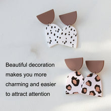Load image into Gallery viewer, 2pair Acrylic Clay Textured Painted Earrings