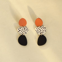 Load image into Gallery viewer, Acrylic Irregular Graphic Stitching Leopard Long Earrings