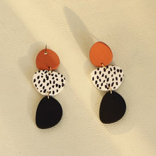 Load image into Gallery viewer, Acrylic Irregular Graphic Stitching Leopard Long Earrings