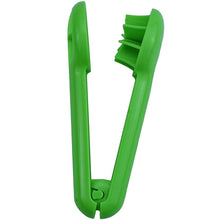 Load image into Gallery viewer, Grape Slicer Convenient Household Blueberry Strawberry Slicer Kitchen Tools