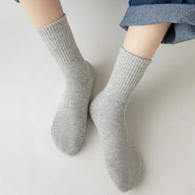 Load image into Gallery viewer, Children Cotton Solid Color Boneless Mid-Calf Breathable Sweat-Absorbent Socks, M, L, XL, XXL