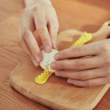 Load image into Gallery viewer, Lace Egg Cutter DIY Egg Mold Kitchen Salad Making Tools, 2pcs /Set