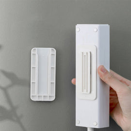 Non-Marking Self-Adhesive Plug Holder No Hole Wall Mounted Cable Organizer For Home Use
