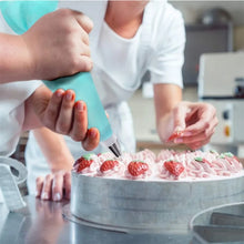 Load image into Gallery viewer, 15 In 1 Silicone Icing Piping Cream Pastry Bag Stainless Steel Cake Nozzle Set, 15pcs /Set