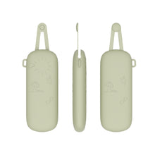 Load image into Gallery viewer, Magnetic Portable With Lanyard Sunglasses Protective Case Silicone Eyeglasses Storage Bag