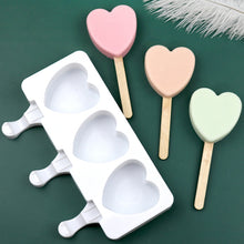 Load image into Gallery viewer, 3 Grids Heart Shape Ice Cream Model DIY Pudding Mold Without Stick, 3 Grids Heart