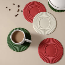 Load image into Gallery viewer, Household Silicone Heat Insulation Mat Kitchen High Temperature Resistant Baking Placemats