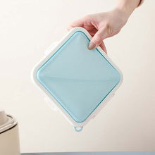 Load image into Gallery viewer, Sandwich Bread Fresh-keeping Storage Box Silicone Portable Take-out Lunch Box