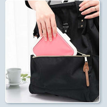 Load image into Gallery viewer, Sandwich Bread Fresh-keeping Storage Box Silicone Portable Take-out Lunch Box