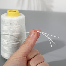 Load image into Gallery viewer, Short Fiber Polyester Rice Bag Sealing Thread Packing Line Cotton Thread For Sewing